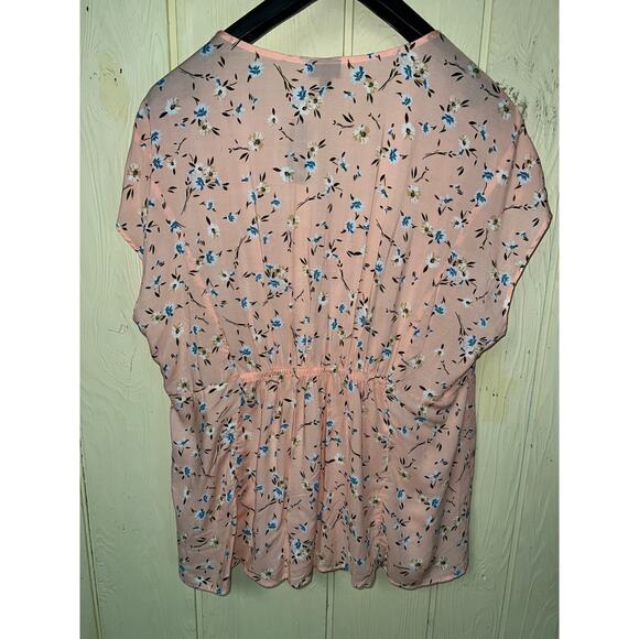 Peach Top Torrid 1X Pintuck Pleat Blouse Button Front Floral V-Neck Dolman NEW - Picture 4 of 11